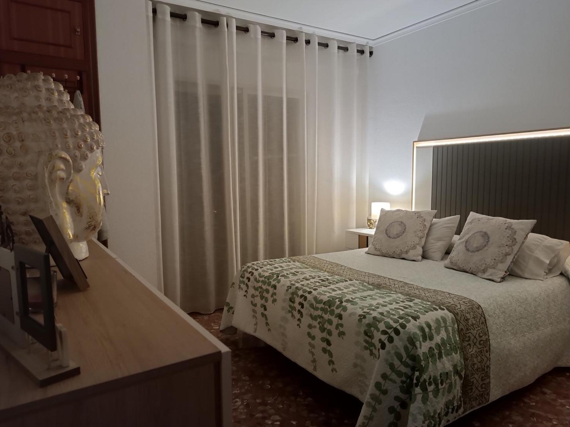 Habitacion Luxurious Gran Budha Lägenhet Oliva Exteriör bild